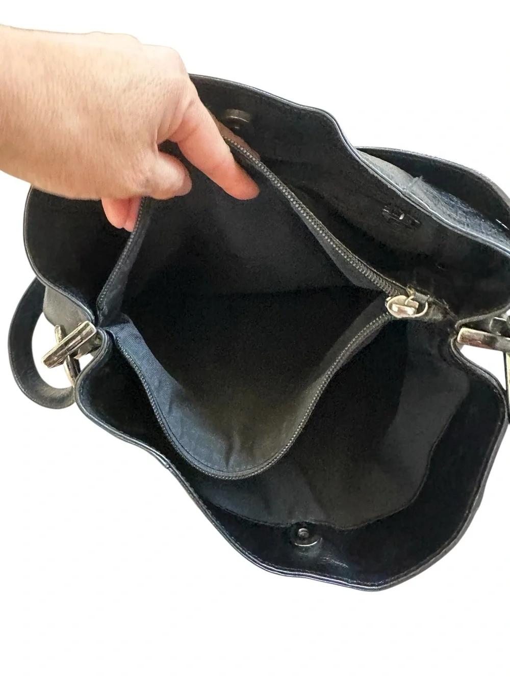 Vintage Saks Fifth Avenue Leather Hobo Shoulder Bag Minimalist 90s Quiet Luxury